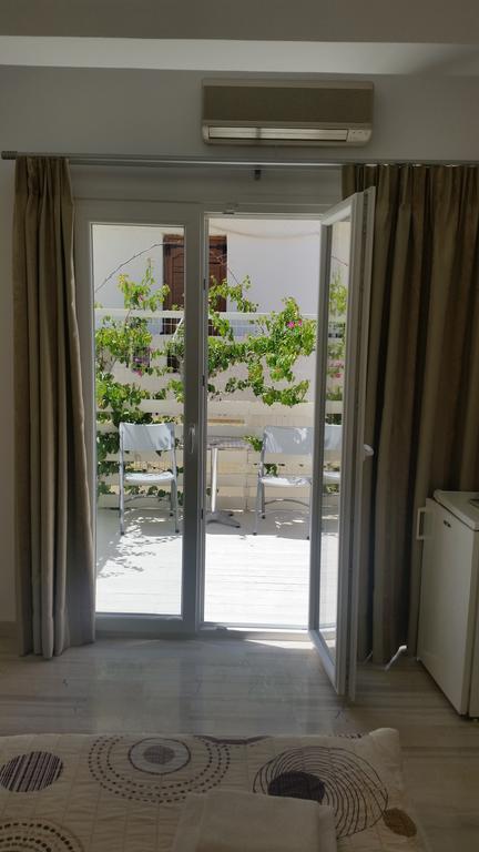 Antonios Hotel Apartments มาตาลา ภายนอก รูปภาพ